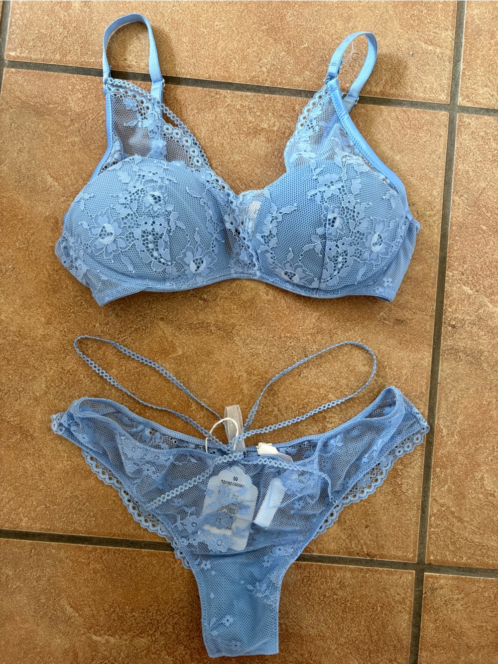 intimissimi Light Blue Lace Bra & Bralette Set Original Sample Set